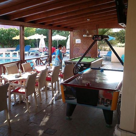 Summer Memories Aparthotel Pefki  ภายนอก รูปภาพ