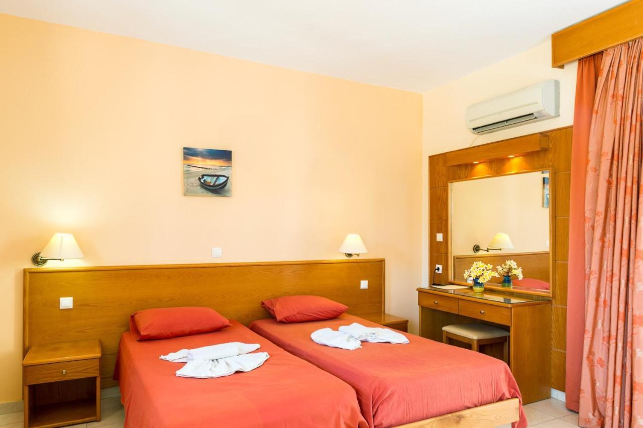 Summer Memories Aparthotel Pefki  ภายนอก รูปภาพ