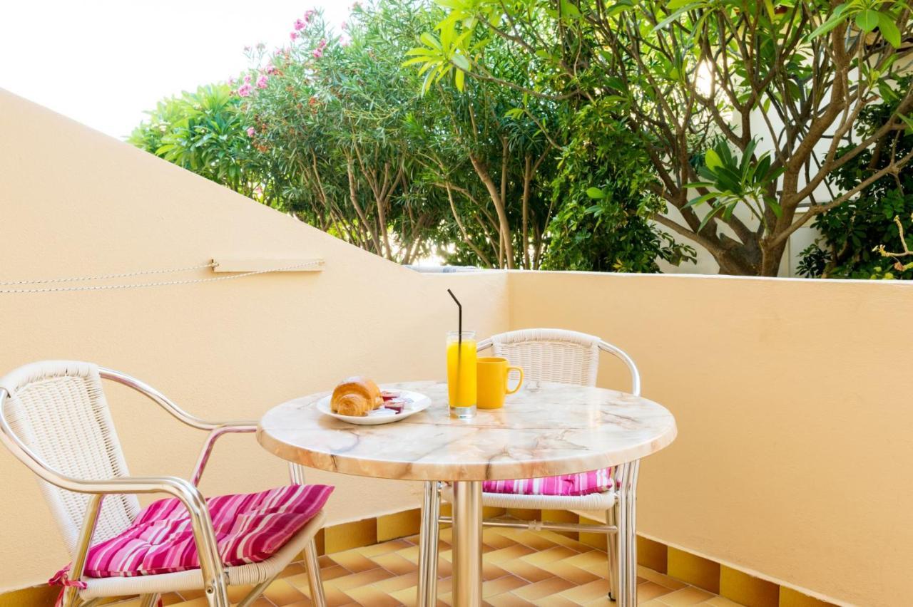 Summer Memories Aparthotel Pefki  ภายนอก รูปภาพ